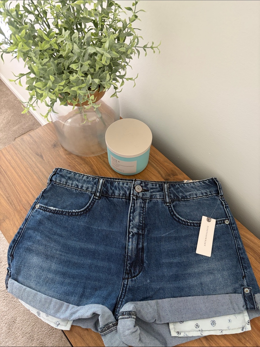 Pilcro mid rise shorts
